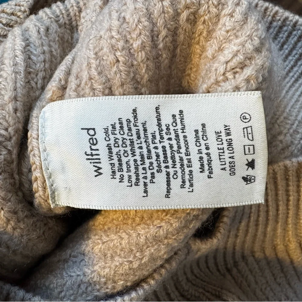 Aritzia Wilfred Montpellier Turtleneck Sweater 100% Merino Wool XS Beige/Caramel - Picture 10 of 11